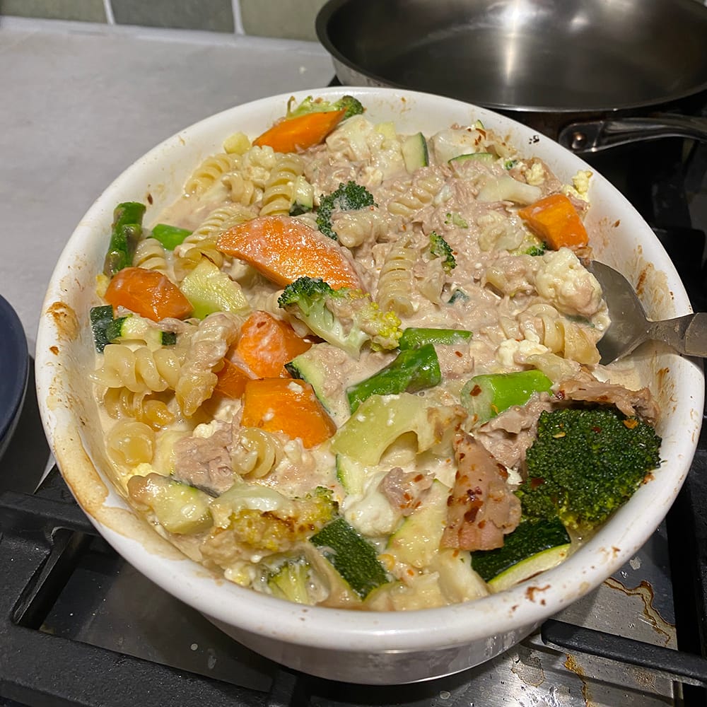 tuna mornay bake in dish