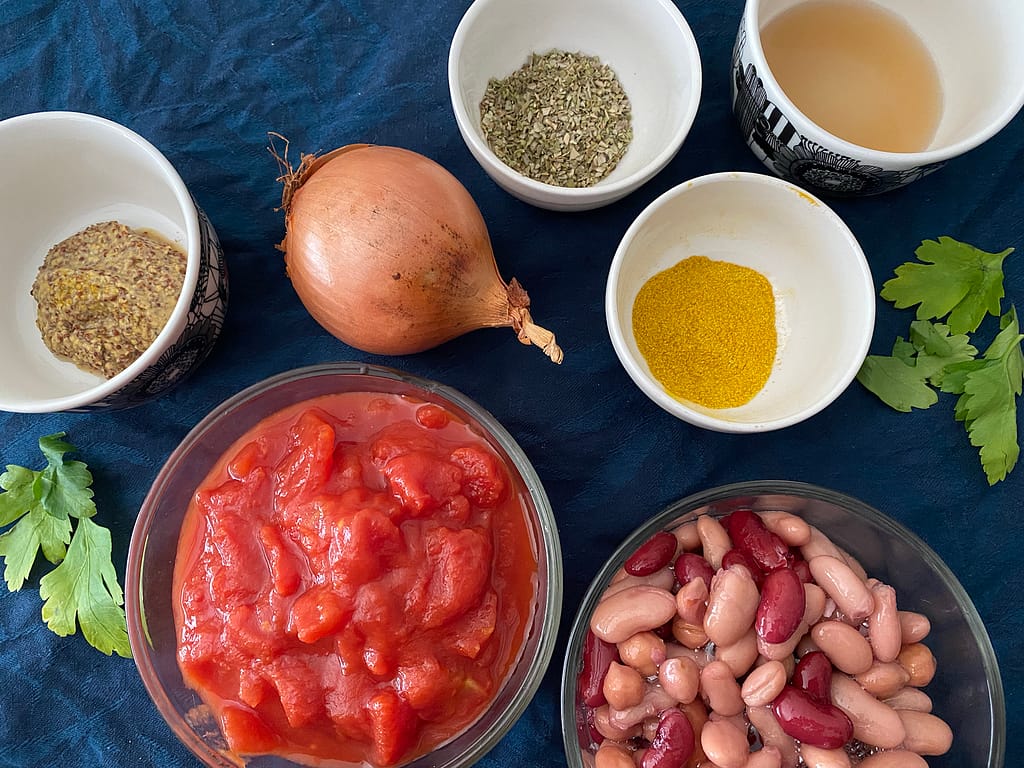 baked beans ingredients - close up