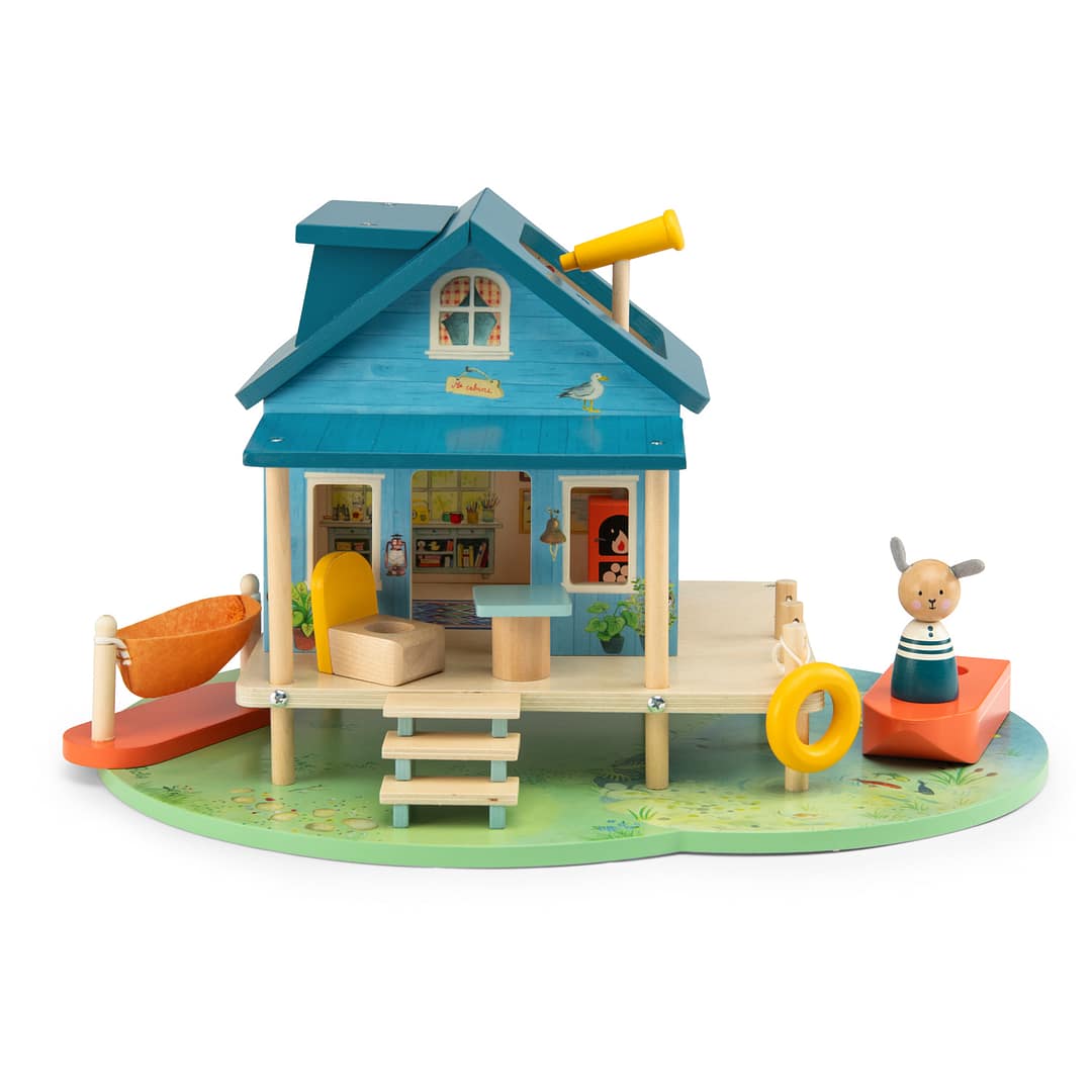 La Grande Famille lake house